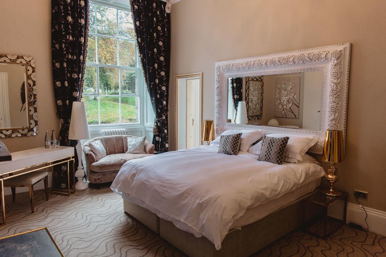 Haigh Hall Hotel Wigan Bagian luar foto