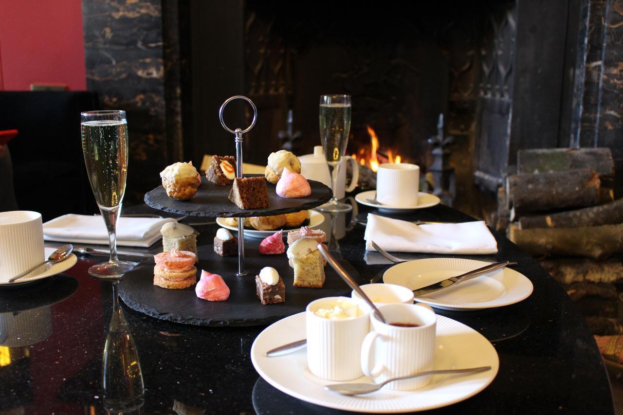 Haigh Hall Hotel Wigan Bagian luar foto