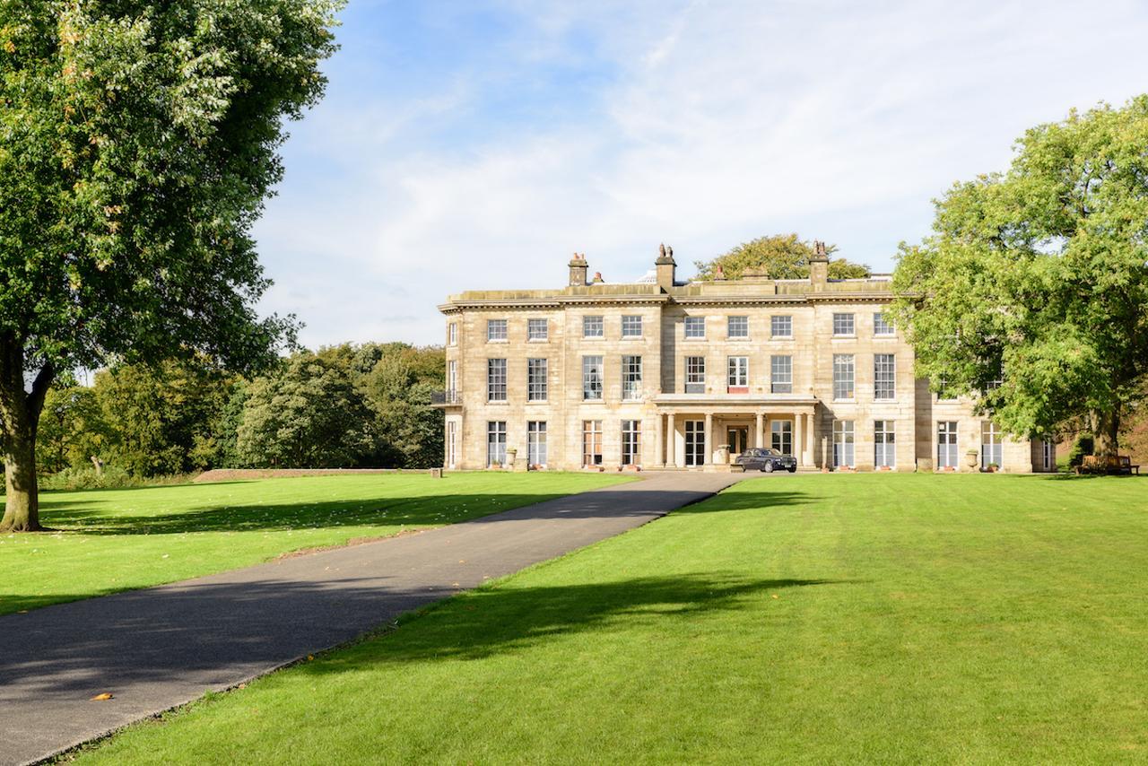 Haigh Hall Hotel Wigan Bagian luar foto